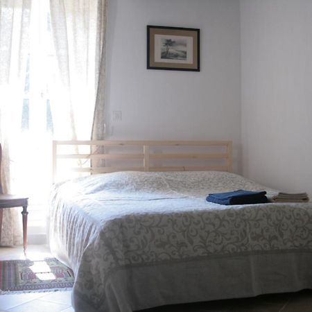 Domaine Des Douves Bed & Breakfast Ancy-le-Franc Екстериор снимка