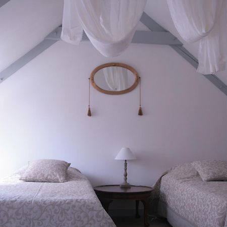 Domaine Des Douves Bed & Breakfast Ancy-le-Franc Екстериор снимка