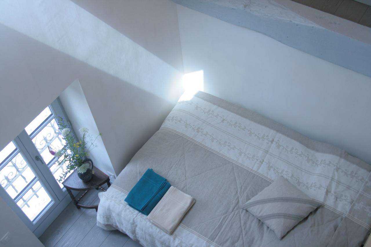 Domaine Des Douves Bed & Breakfast Ancy-le-Franc Екстериор снимка